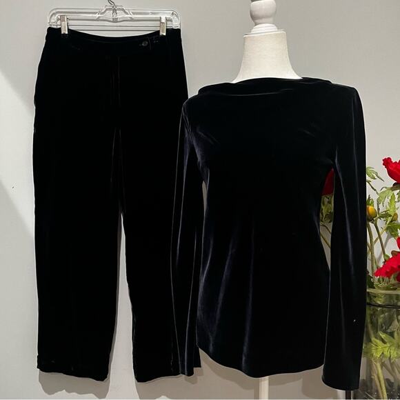 NEW BCBGMaxAzria Navy Velvet Silk Long Sleeve Boatneck Longline Top Sz XS NWOT - Picture 4 of 14